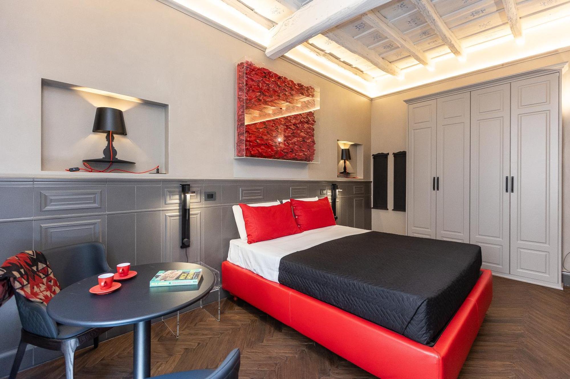 Amazing Piazza Di Spagna Apartment